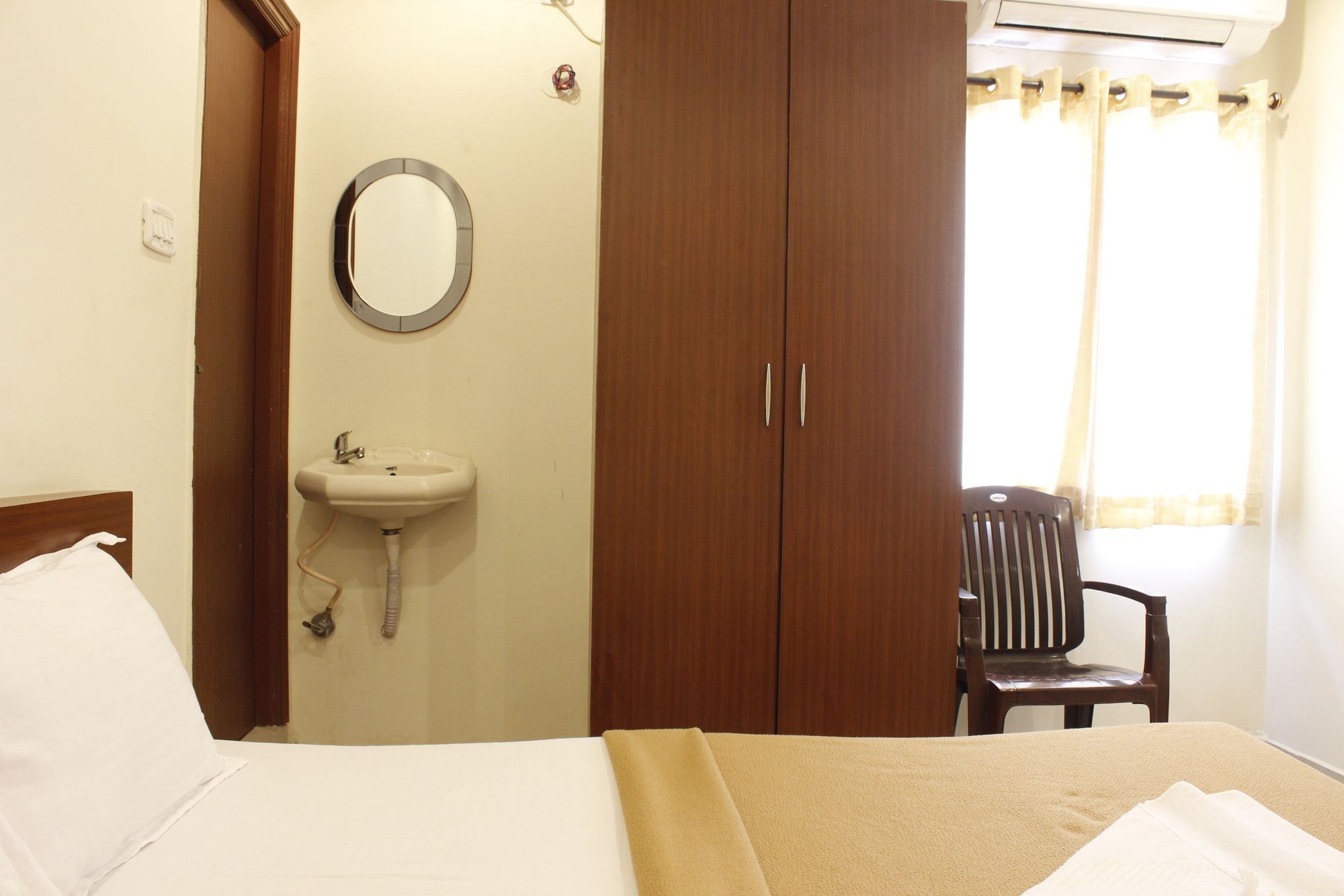 Hotel Neem Tree